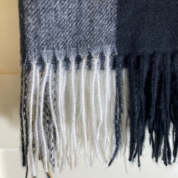 Blanket scarf - Picture 2 of 4